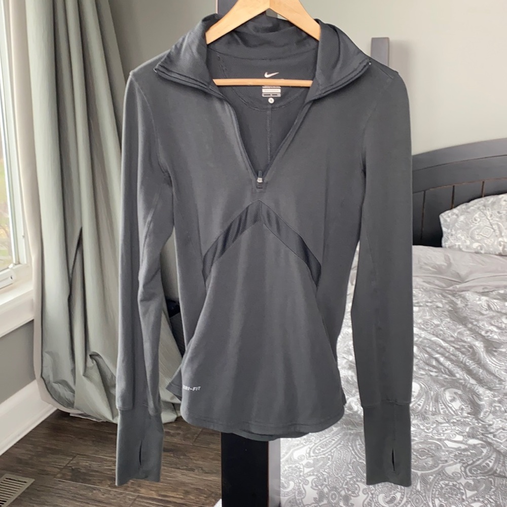 Nike dri-fit longsleeve in EUC size S
